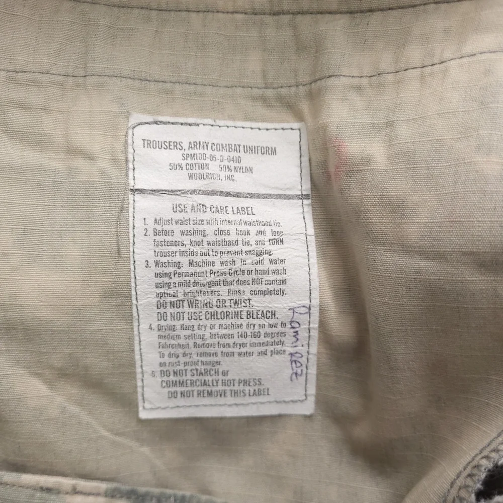 US Army ACU Combat Cargo Pants Large Regular Digital Camo UCP Military Surplus